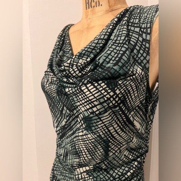 Tahari Cowl Neck Tank Green S NWOT - Picture 2 of 7